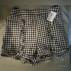 NWT Dizzy Lizzy bloomers in black and white plaid size Large with ruffles